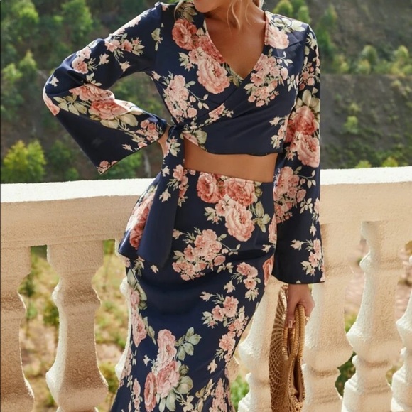 Floral print top and skirt - Picture 1 of 5